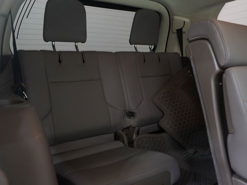 Used 2019 Lexus GX 460 image 14