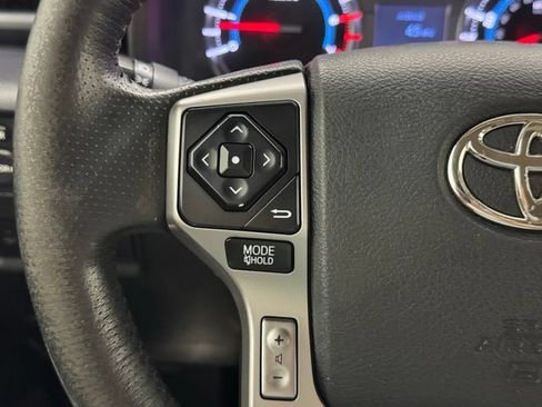 Used 2019 Toyota 4Runner SR5 AWD/4WD image 23