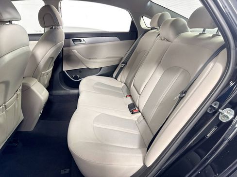 Used 2017 Hyundai Sonata SE image 23