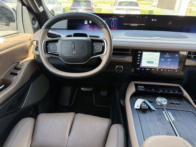 New 2027 Lincoln Navigator Black Label AWD/4WD image 24