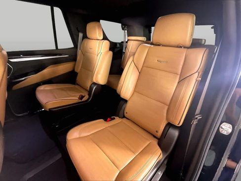 Certified 2025 Cadillac Escalade Premium Luxury w/ LPO, Floor Liner Package RWD image 18
