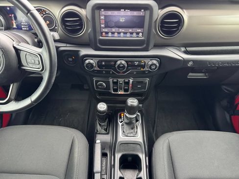 Used 2018 Jeep Wrangler Unlimited Sport S AWD/4WD image 11