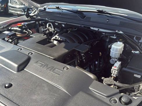 Used 2019 GMC Yukon XL Denali image 49