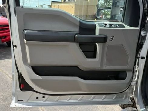 Used 2017 Ford F250 XL w/ Power Equipment Group AWD/4WD image 12