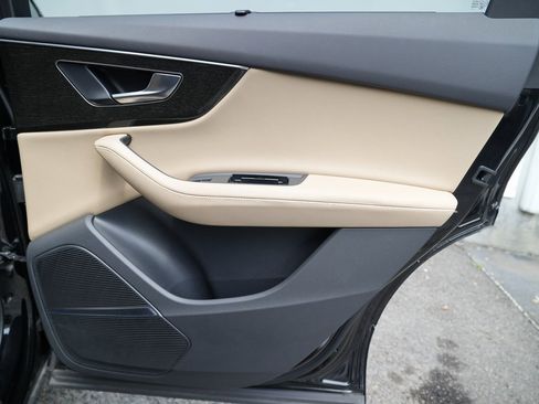 Used 2023 Audi Q7 2.0T Premium Plus image 38