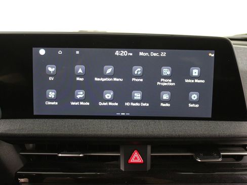 Used 2023 Kia EV6 Wind image 18