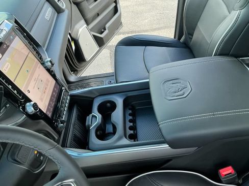 New 2026 RAM 5500 4x4 Crew Cab w/ Laramie Trim Package image 21