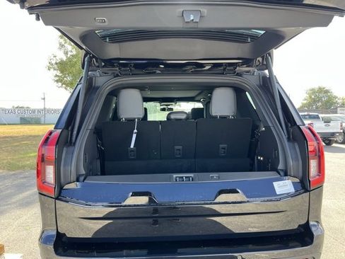 New 2025 Ford Expedition Tremor image 16