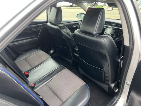 Used 2017 Toyota Corolla SE FWD image 40