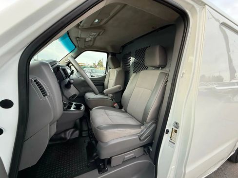 Used 2021 Nissan NV 2500 S image 14