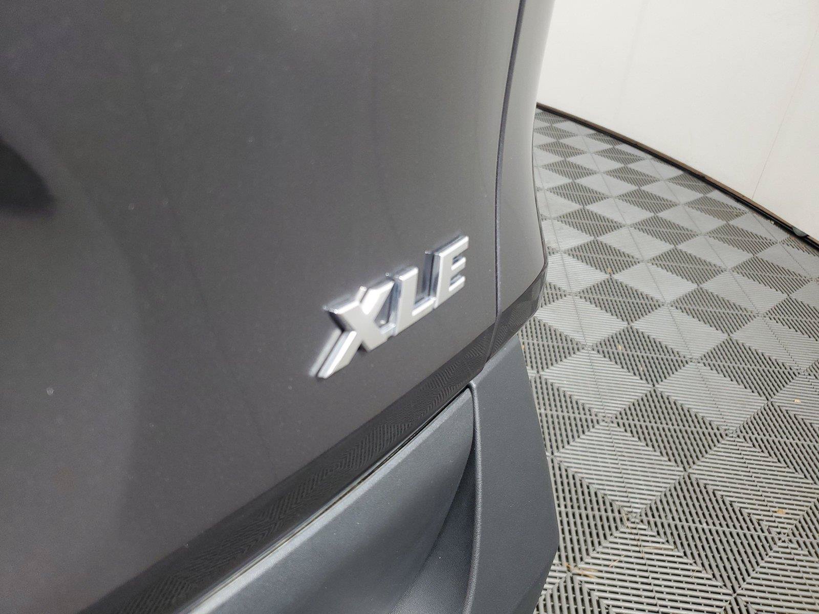 Used 2025 Toyota RAV4 XLE FWD image 5