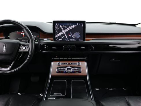 Used 2022 Lincoln Aviator Grand Touring w/ Equipment Group 301A AWD/4WD image 39