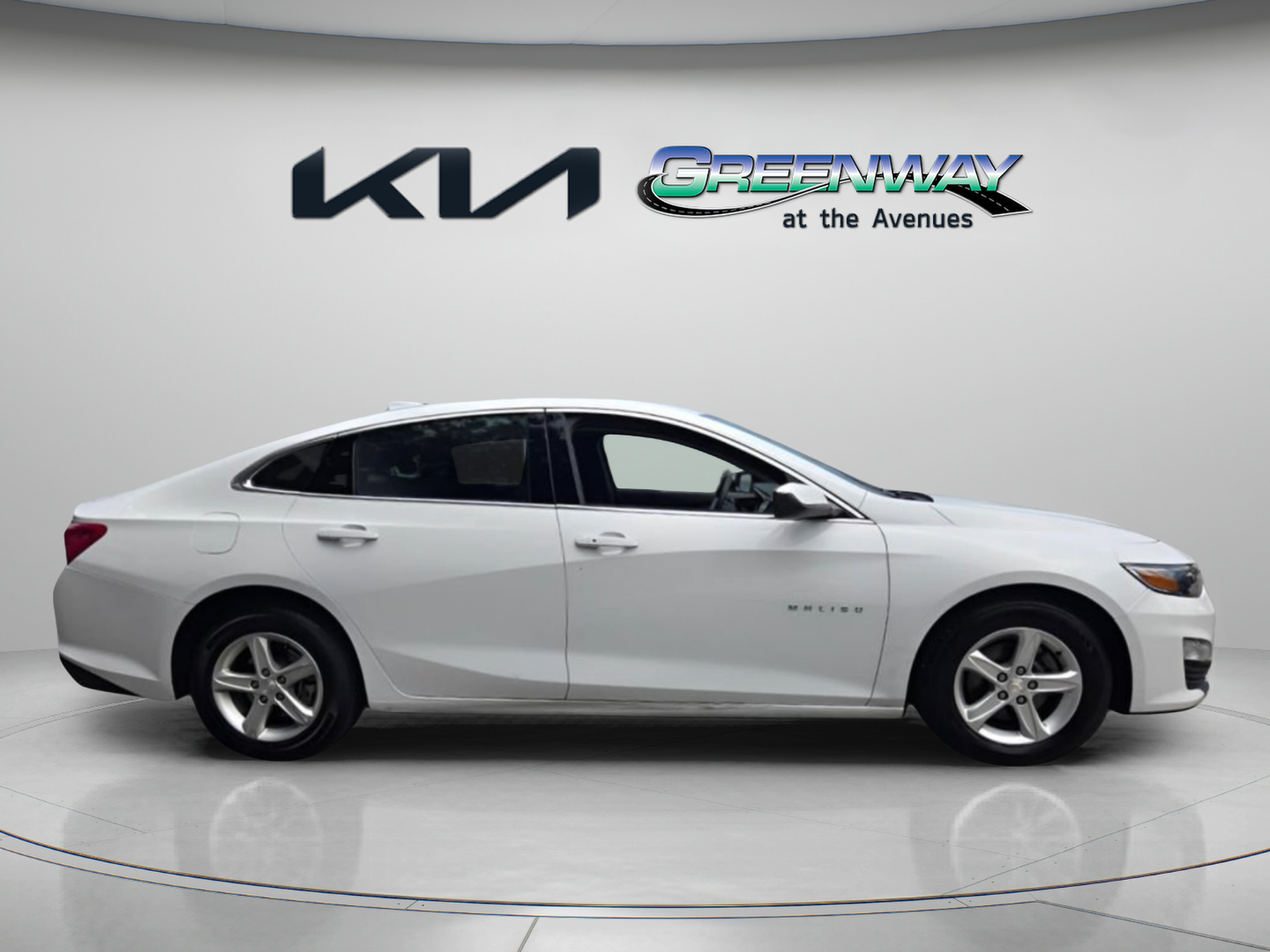 Used 2023 Chevrolet Malibu LT FWD image 8