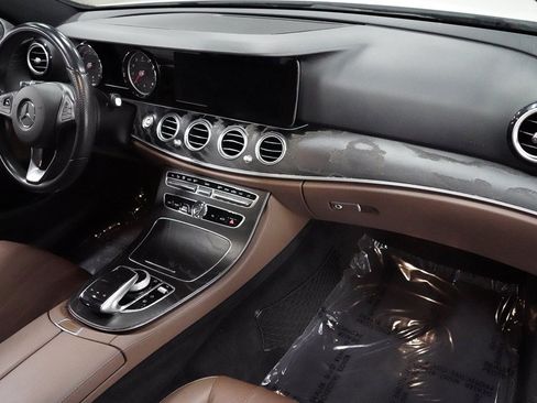 Used 2018 Mercedes-Benz E 300 w/ Premium 2 Package (Q02) image 33