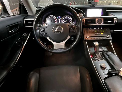 Used 2016 Lexus IS 200t w/ Navigation System Package image 7
