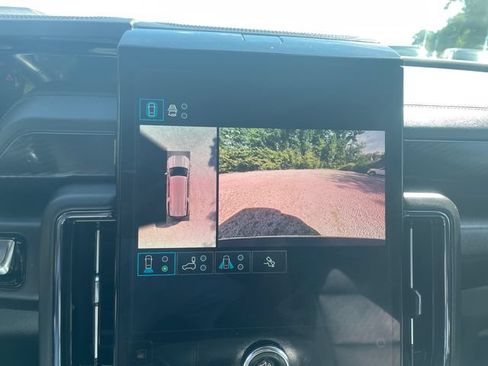 Certified 2025 GMC Yukon XL AT4 w/ LPO, Floor Liner Package AWD/4WD image 36