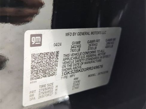 Certified 2024 GMC Yukon SLT w/ SLT Luxury Package image 32