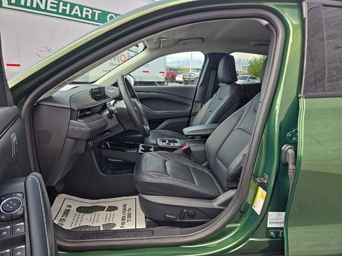 Used 2025 Ford Mustang Mach-E Premium AWD/4WD image 16