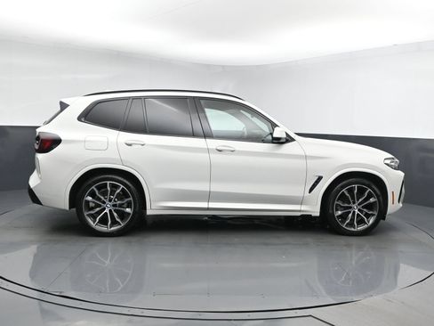 Used 2022 BMW X3 xDrive30i w/ M Sport Package 2 AWD/4WD image 3