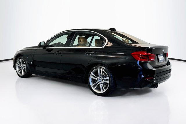 Used 2018 BMW 330e w/ Premium Package RWD image 7