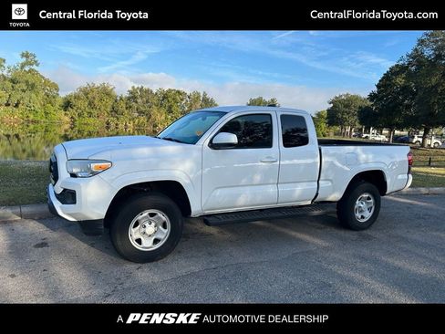 Used 2020 Toyota Tacoma SR image 1