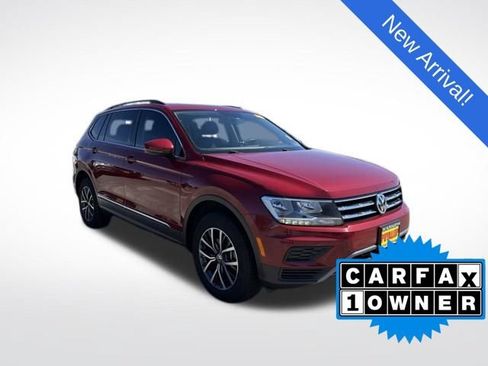 Used 2020 Volkswagen Tiguan SE w/ Panoramic Sunroof Package AWD/4WD image 1