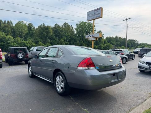 Used 2009 Chevrolet Impala LS FWD image 7