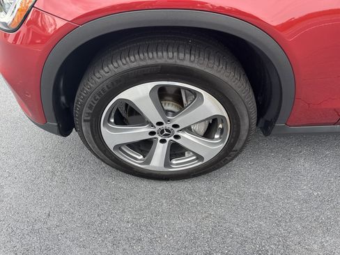 Used 2022 Mercedes-Benz GLC 300 image 12