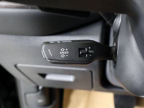 New 2025 Audi Q5 Prestige image 24