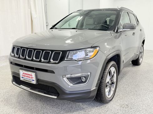 Used 2019 Jeep Compass Limited w/ Safety & Security Group image 3