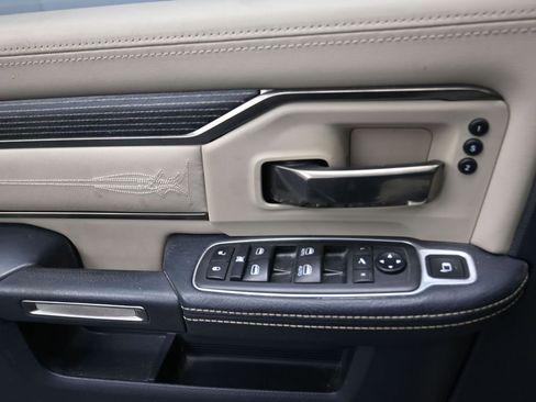 Used 2020 RAM 2500 Limited image 13