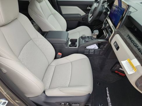 New 2026 Toyota Tacoma Limited AWD/4WD image 12