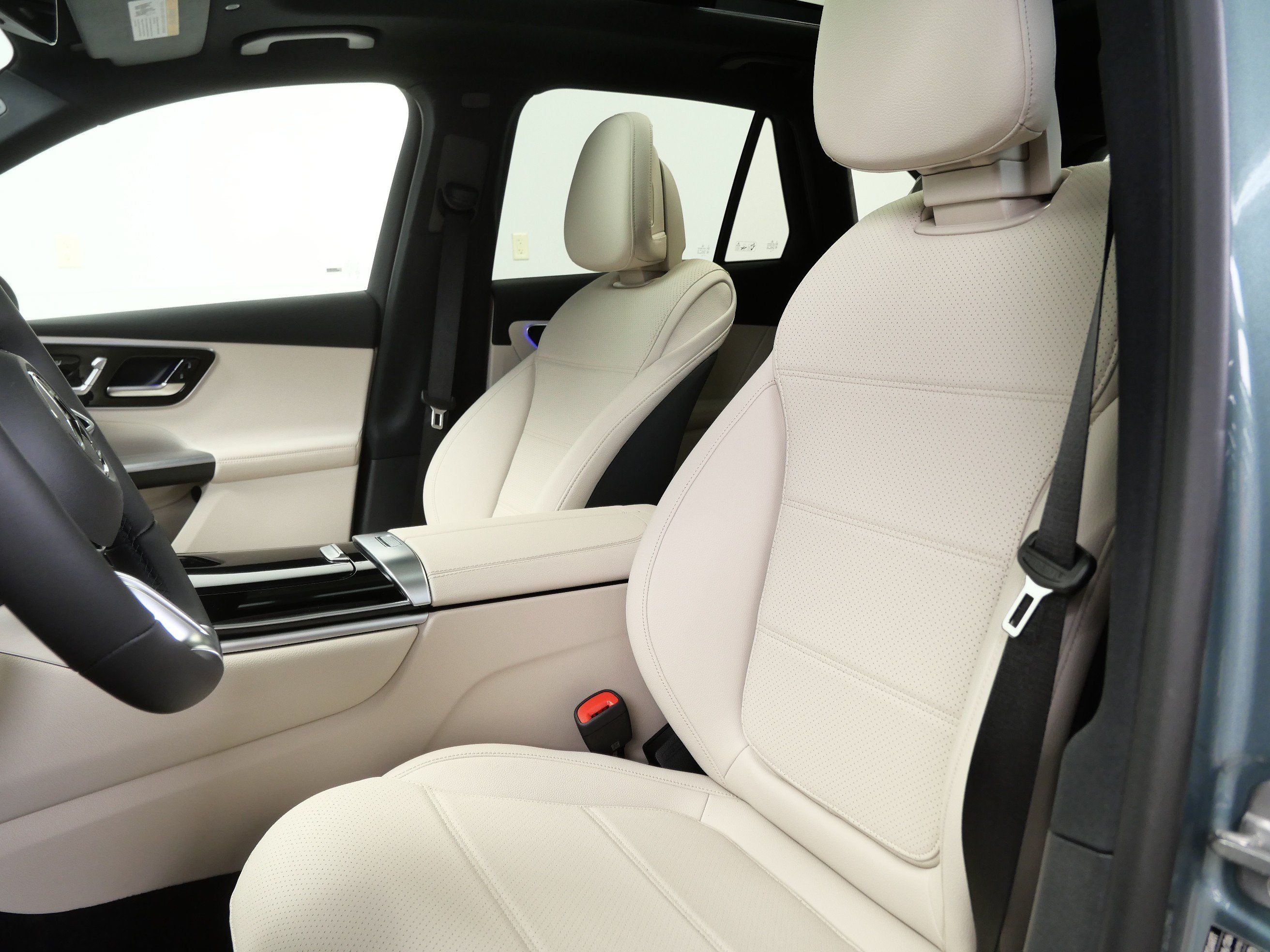 New 2026 Mercedes-Benz GLC 300 4MATIC image 8
