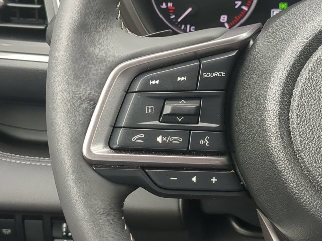 Used 2025 Subaru Ascent Touring w/ Popular Package #1 AWD/4WD image 32