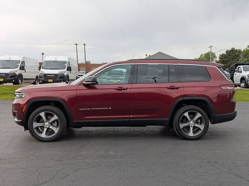 Used 2024 Jeep Grand Cherokee L Limited AWD/4WD image 4