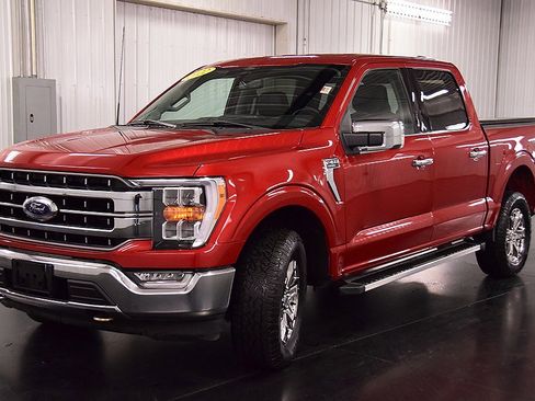 Used 2022 Ford F150 Lariat image 3
