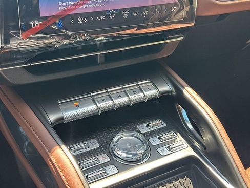 New 2026 Lincoln Nautilus Reserve AWD/4WD image 27