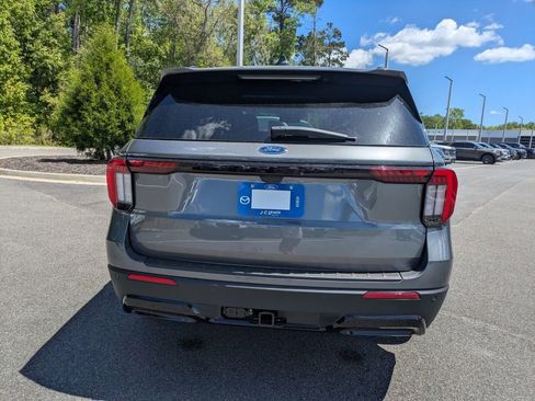 New 2026 Ford Explorer ST-Line w/ ST-Line Street Pack RWD image 5