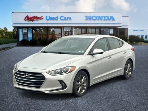 Used 2017 Hyundai Elantra Value Edition w/ Cargo Package FWD image 1