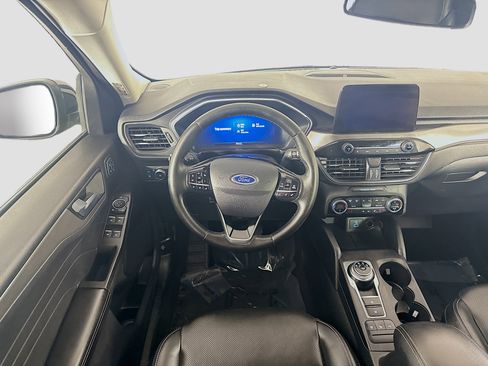 Used 2021 Ford Escape Titanium image 17