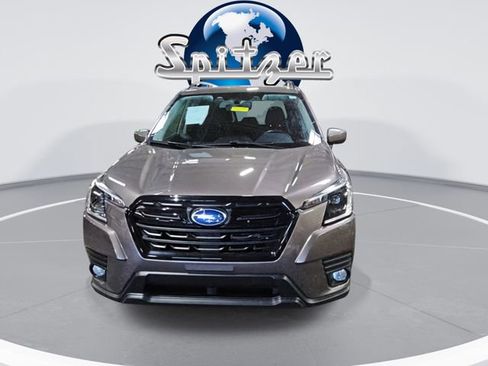 Used 2022 Subaru Forester Premium w/ Popular Package #3 image 3