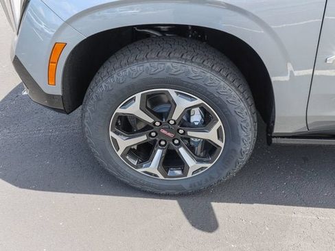 New 2026 GMC Yukon AT4 w/ AT4 Premium Plus Package AWD/4WD image 33