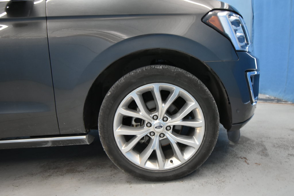 Used 2018 Ford Expedition Max Limited w/ Equipment Group 302A AWD/4WD image 41