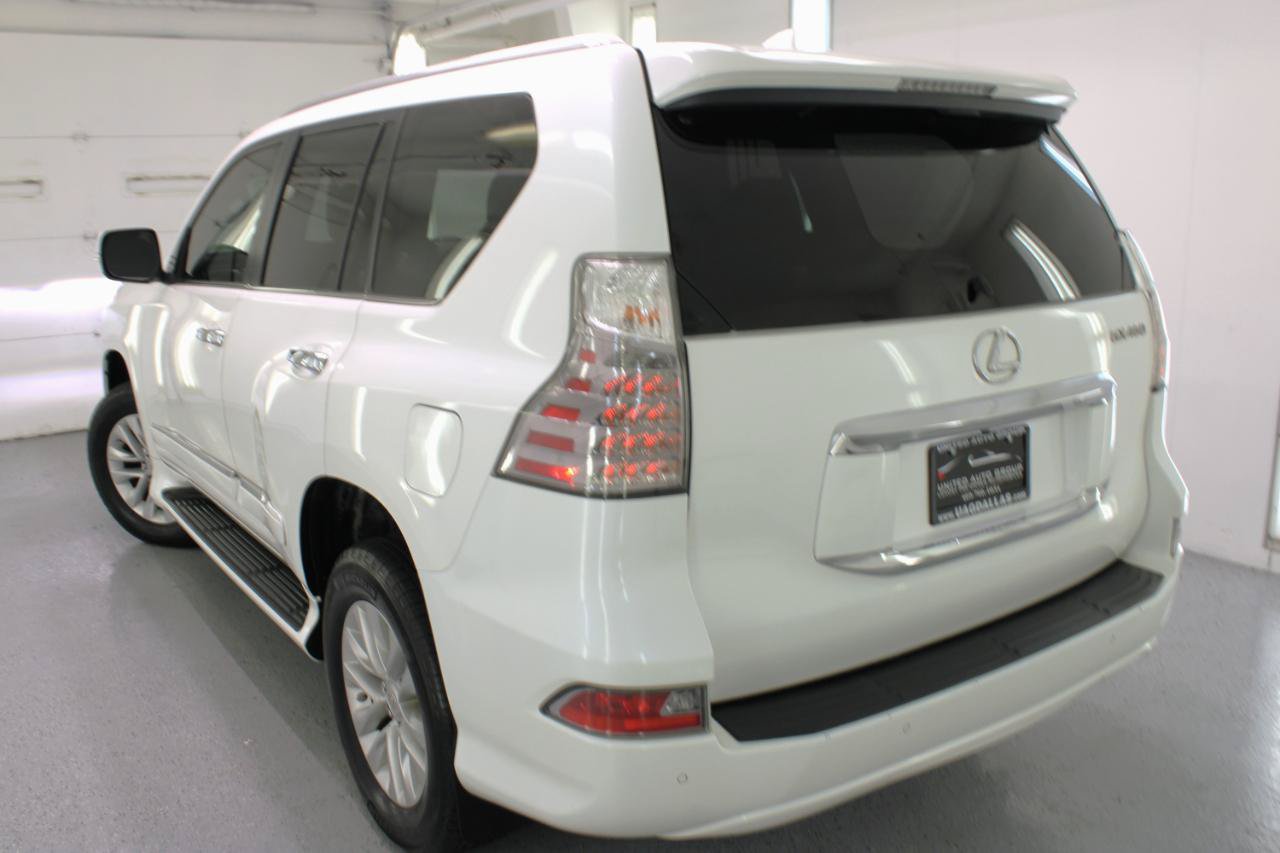 Used 2017 Lexus GX 460 Premium AWD/4WD image 31