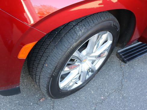 Used 2021 Chevrolet Suburban High Country image 45