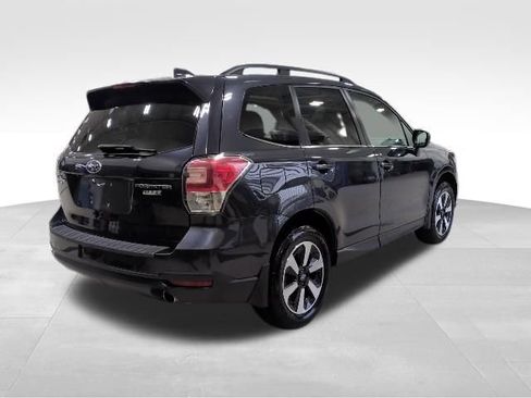 Used 2017 Subaru Forester 2.5i Limited image 22
