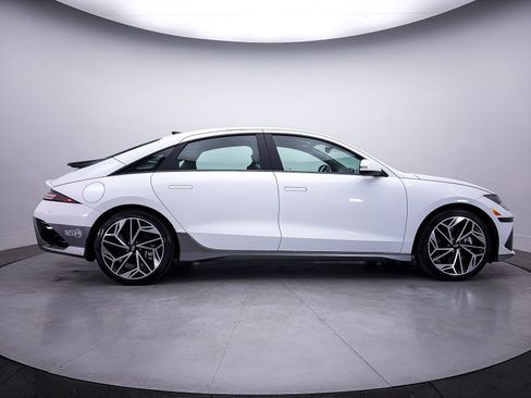 Used 2023 Hyundai Ioniq 6 SEL RWD image 44