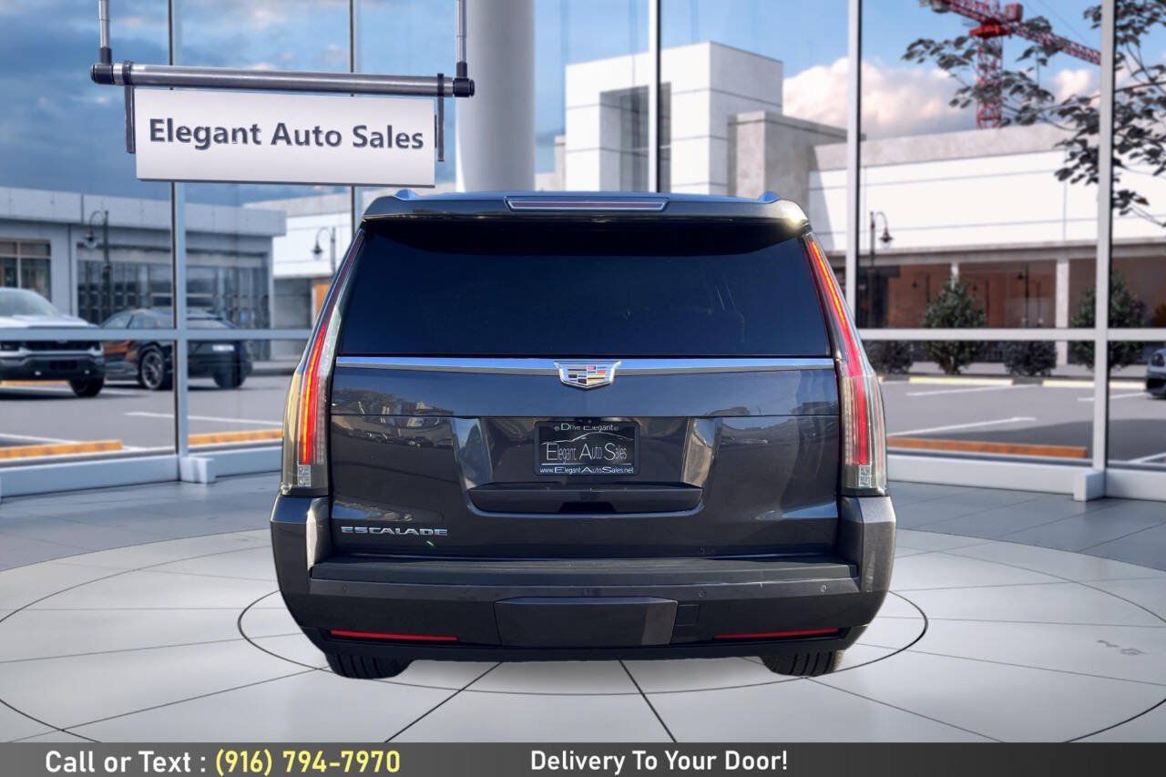Used 2017 Cadillac Escalade ESV Luxury AWD/4WD image 6