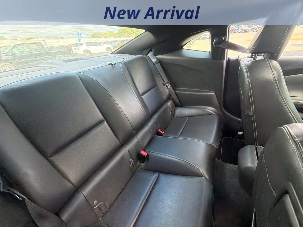 Used 2011 Chevrolet Camaro SS RWD image 8