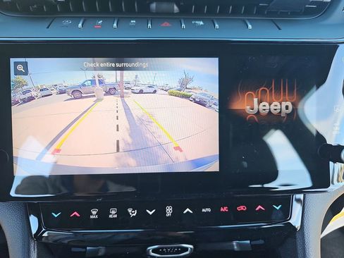 New 2026 Jeep Grand Cherokee Limited image 24